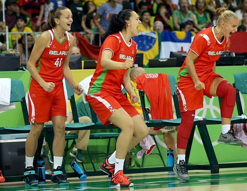 Женская сборная по баскетболу на Олимпиаде в Рио-де-Жанейро в драматичном матче победила сборную Бразилии