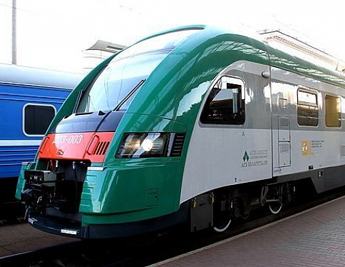 БелЖД назначила 27 дополнительных поездов в дни майских праздников
