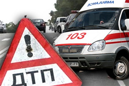 В Жлобине микроавтобус "Пежо Боксер" сбил троих местных жителей во время драки на дороге