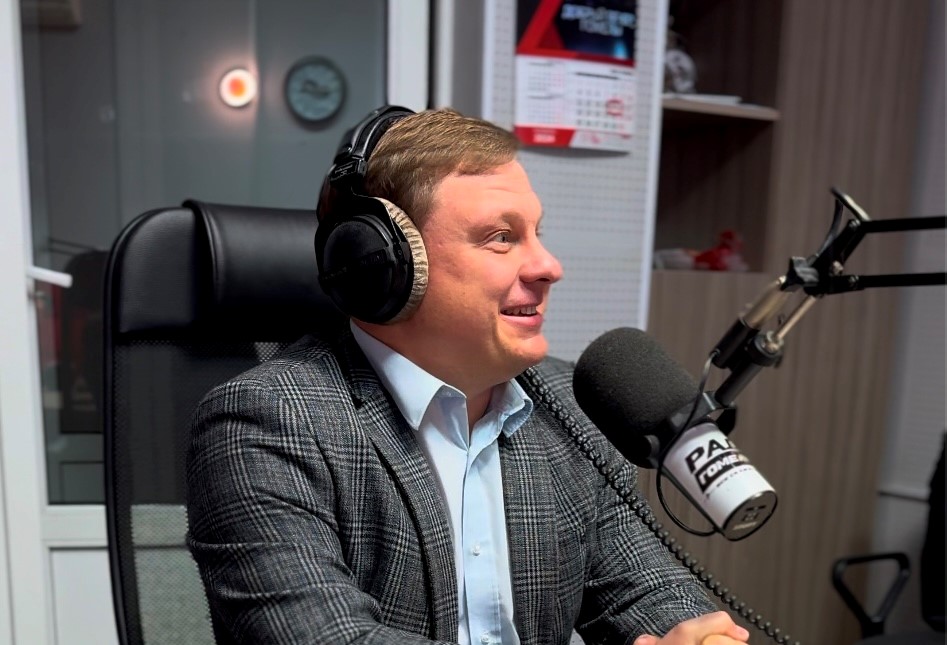 Почти 100 лет в эфире