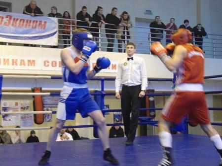 Открытый областной турнир по боксу, посвящённый Дню Победы, стартовал в Гомеле