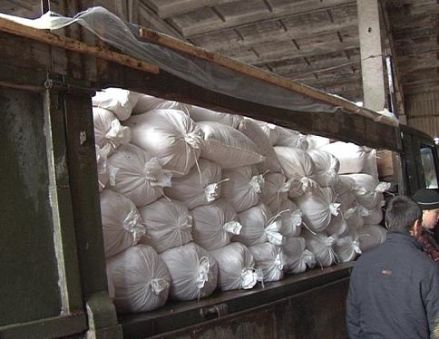 10 тонн удобрений украли в Ельском районе